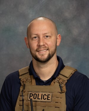 Dustin Worthy 